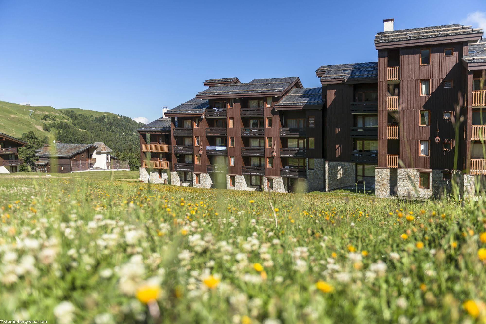 Résidence Pierre&Vacances Les Chalets des Arolles Macot-la-Plagne Exterior foto